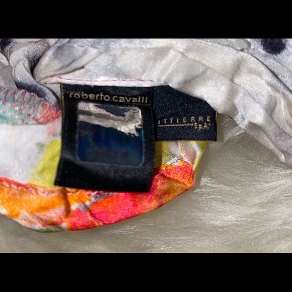 Don’t like to iron? Crinkled Silk Blouse | Cavalli - Picture 10 of 11